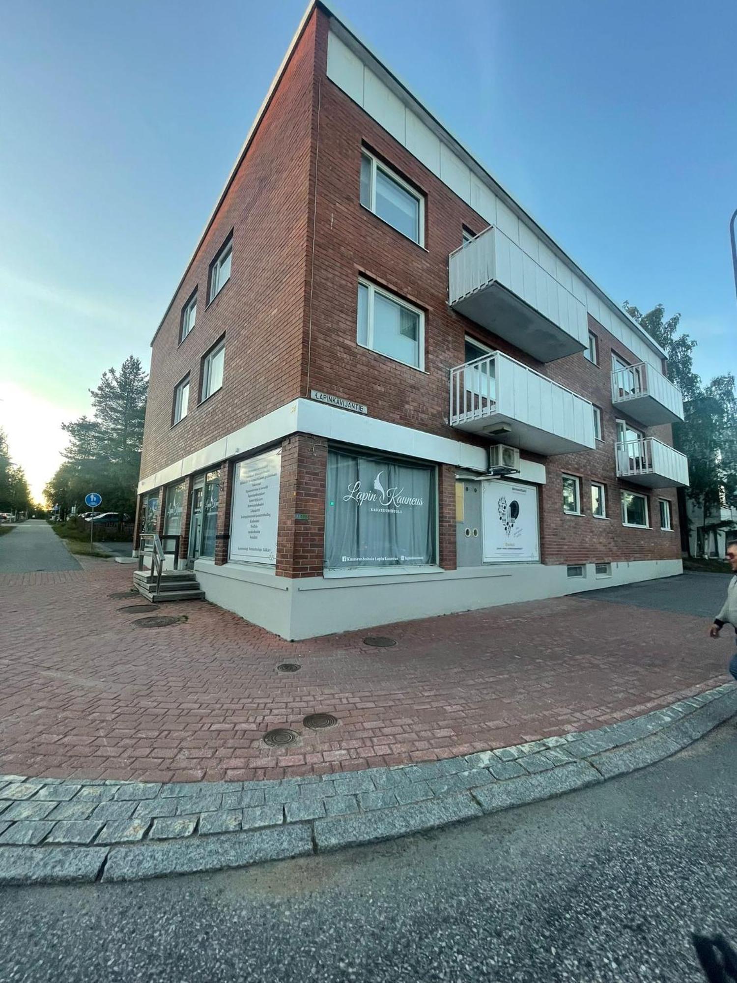 Apartment Center 1 *